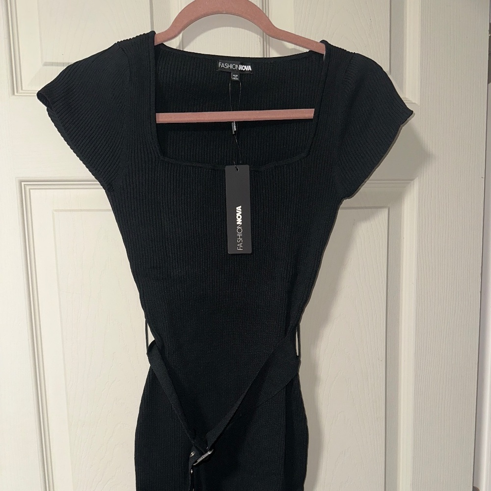 Fashion Nova NWT Ribbed Sweater Dress